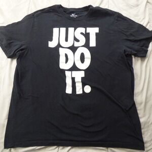 Nike Shirt Men XL Black Just Do It Athletic Sportswear Crew Neck Adult XL